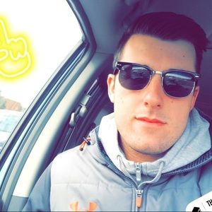 Meet your Posher, Caleb